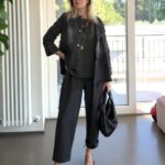 Acquista il look di Valeria